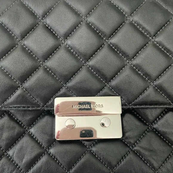 Michael Kors Bag - Picture 5 of 16